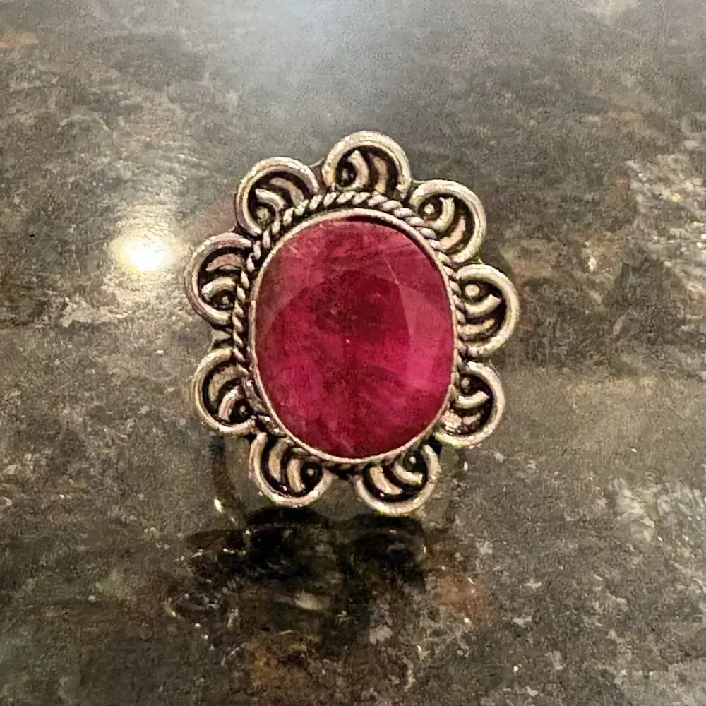 Sterling Silver and Ruby Ring Size 7 w/ Scalloped Edges Vintage